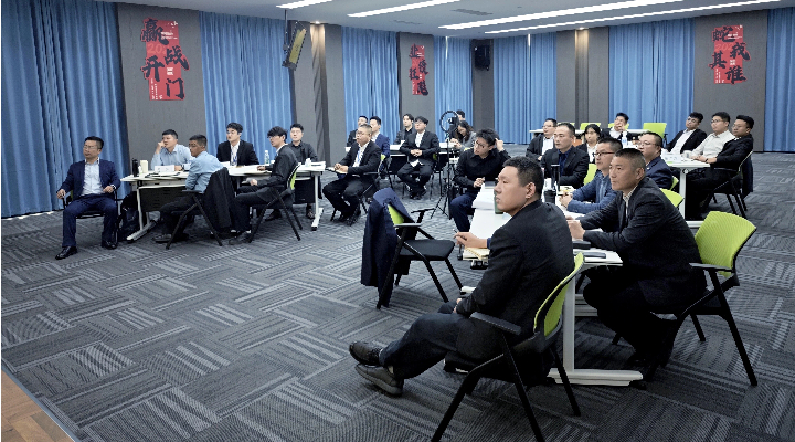 课堂合影 (1).jpg